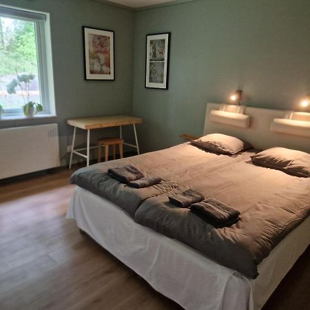 Lantlig Villa Utanfoer Uppsala Alunda Exteriör bild