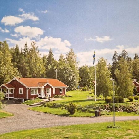 Lantlig Villa Utanfoer Uppsala Alunda Exteriör bild
